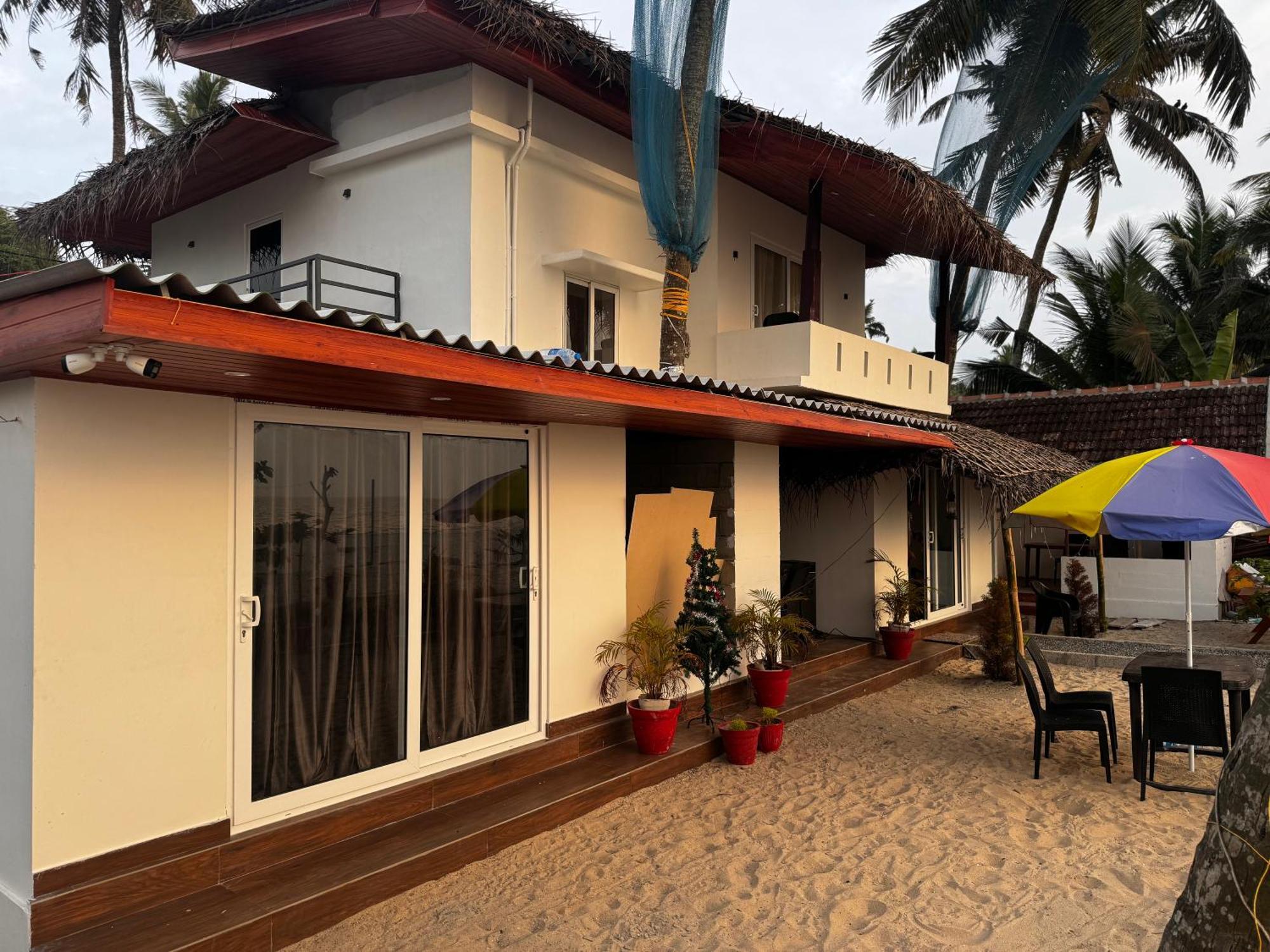 Alivious Beach Homestay Alappuzha Exterior foto